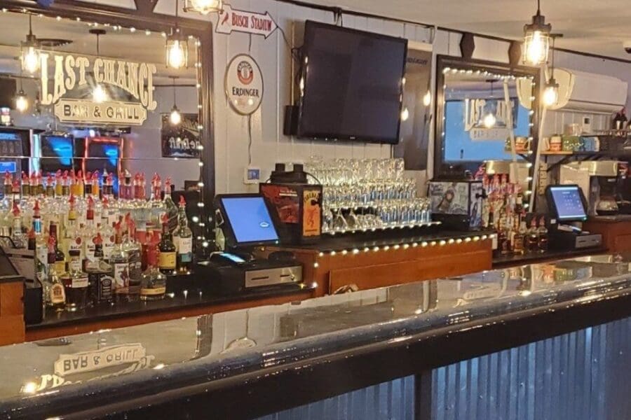Last Chance Bar & Grill