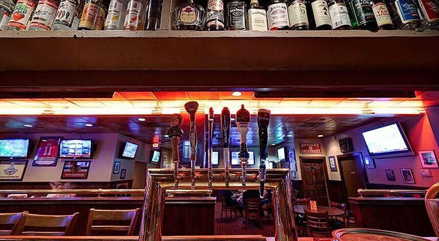 Kouri's Pub