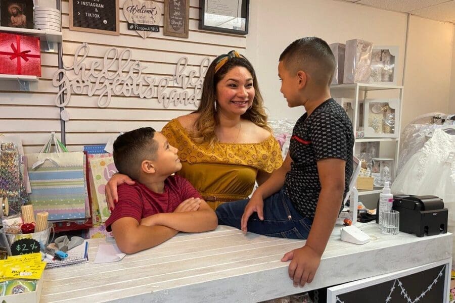 Mirandas Bella Boutique