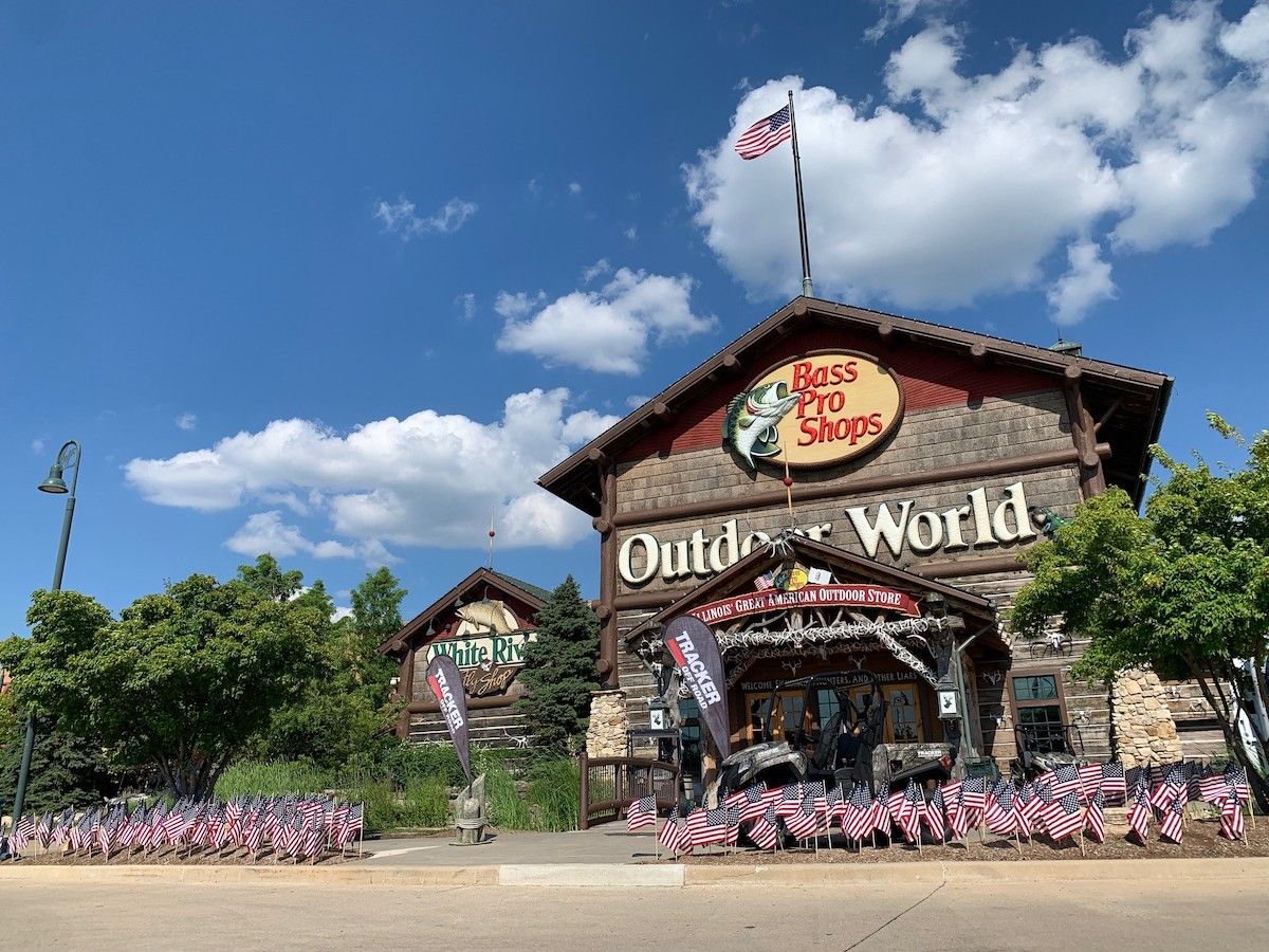 Bass Pro Shops - Discover Peoria, IL