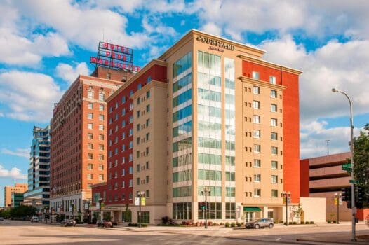 Courtyard By Marriott Downtown Peoria