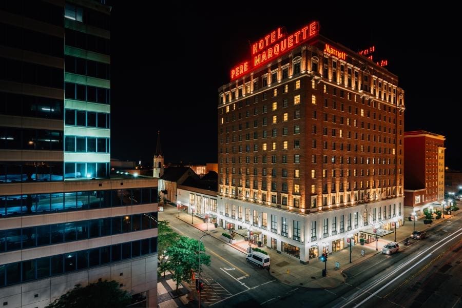 Exterior of the Pere Marquette hotel at night in Peoria, Illinois