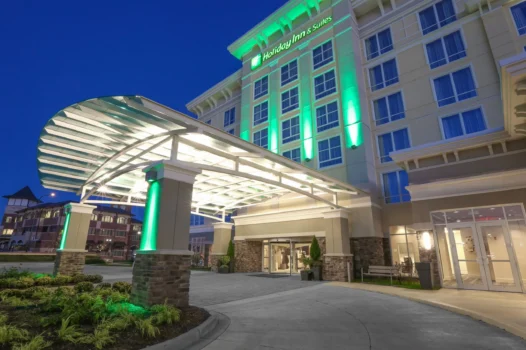 Holiday Inn & Suites East Peoria