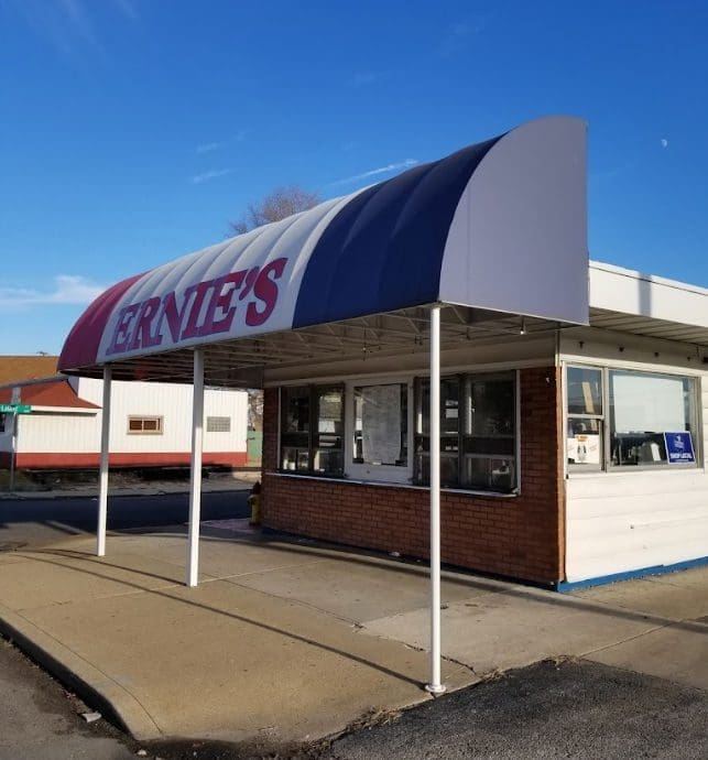 Ernie's Dairy Dream Discover Peoria, IL