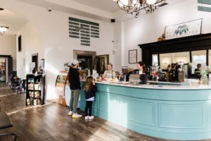 Cozy Cafés for Coffee