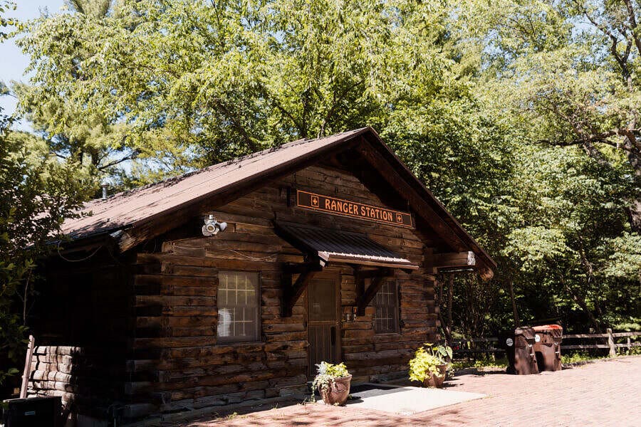 Cabin Getaway in Peoria