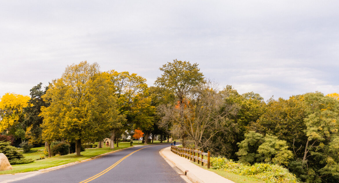14 Best Places to Catch Fall Foliage in Greater Peoria