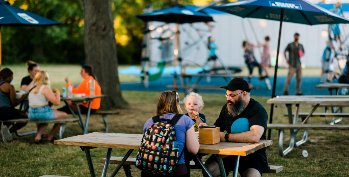 Perfect Peoria Picnics