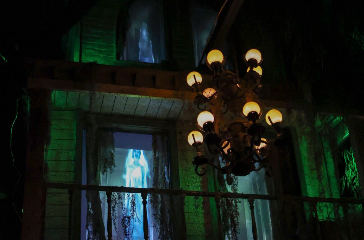 Top Haunted Houses in Greater Peoria