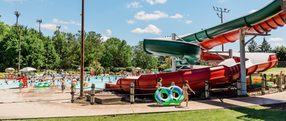 A Deep Dive Into the Peoria Area Swimming Pools