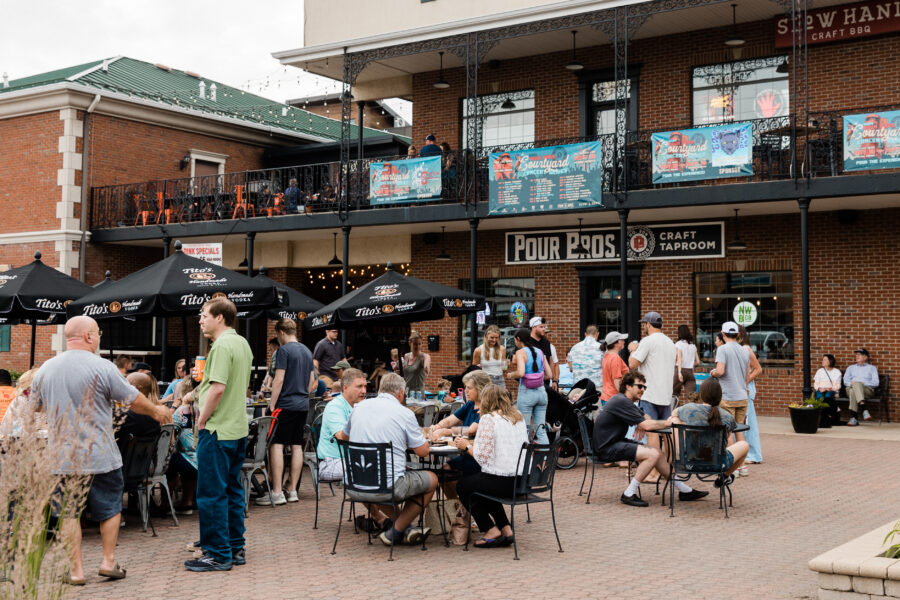 Test Your Smarts: Your Guide to Weekly Trivia Nights in Greater Peoria! 