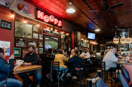 Hoop's Pub and Pizza
